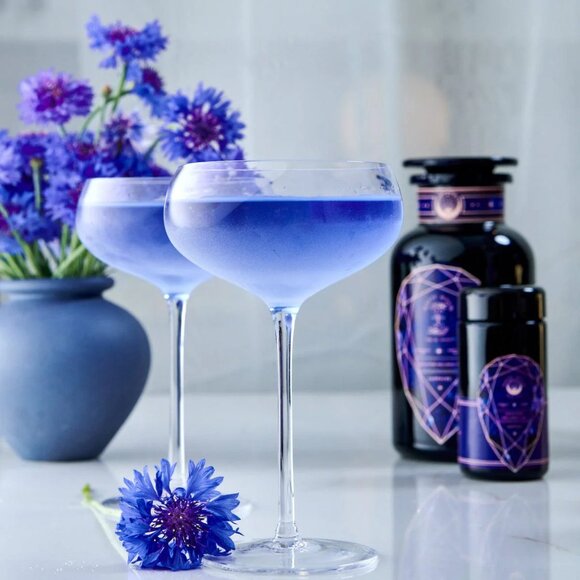 NEW! MAGIC HOUR SAPPHIRE WHITE TEA IN VIOLET GLASS APOTHECARY JAR 60-75 CUPS - Picture 1 of 6